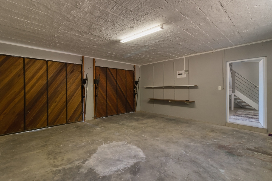 4 Bedroom Property for Sale in Gordon Heights Western Cape